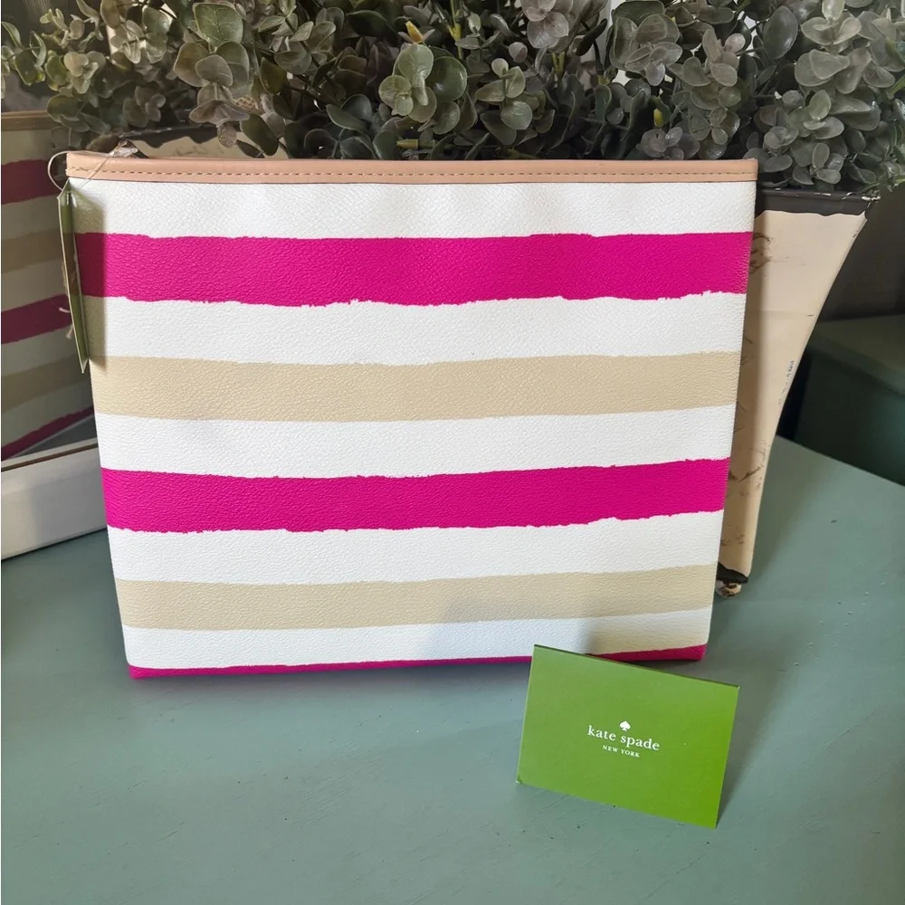 KATE SPADE Bondi Road Adrianne Pink & Cream Pouch NWT - Picture 3 of 5